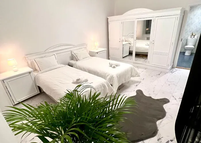 Old Town 3room Апартаменти *